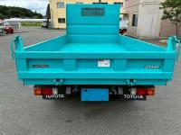 Toyota DYNA 2025