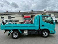 Toyota DYNA 2025