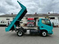Toyota DYNA 2025