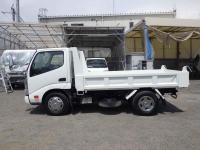 Toyota DYNA 2023