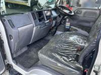 Isuzu ELF 2011