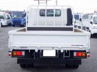 Hino Dutro 2025
