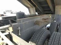 Nissan UD 2001