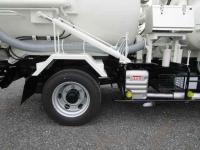Hino Dutro 2025