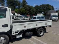 Isuzu ELF 2025