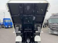 Isuzu ELF 2024