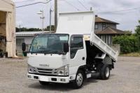 Isuzu ELF 2023