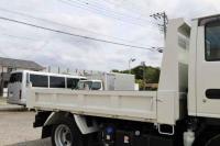 Isuzu ELF 2023