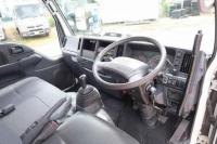 Isuzu ELF 2023