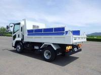 Isuzu Forward 2025