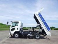 Isuzu Forward 2025