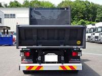 Isuzu Forward 2026