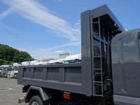 Isuzu Forward 2026