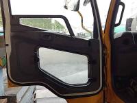 Mitsubishi FUSO FIGHTER 2003