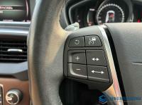 Volvo V40 2019