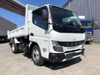 Mitsubishi Canter 2025