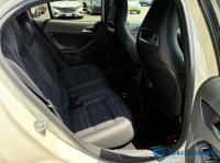 Mercedes-Benz GLA-Class 2015
