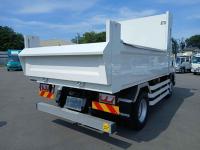 Isuzu Forward 2025