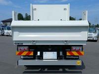 Isuzu Forward 2025