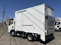 Isuzu ELF 2024