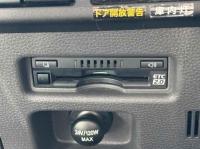 Isuzu ELF 2024