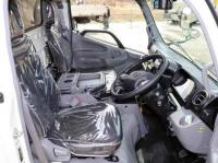 Hino Dutro 2024