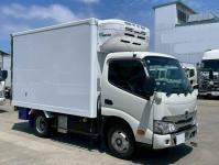Hino Dutro 2024