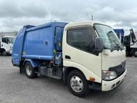 Hino Dutro 2015
