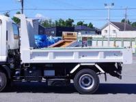 Isuzu Forward 2021