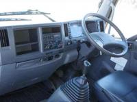 Isuzu Forward 2021