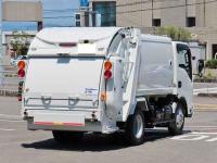 Isuzu ELF 2025