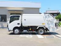 Isuzu ELF 2025