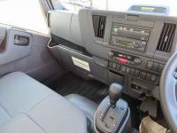 Isuzu ELF 2025