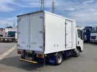 Isuzu ELF 2025