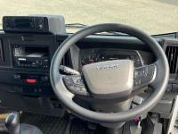 Isuzu ELF 2025