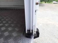 Isuzu ELF 2024