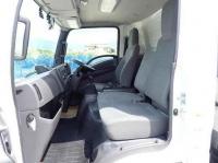 Isuzu ELF 2024