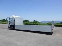 Isuzu Forward 2023