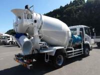 Isuzu Forward 2023