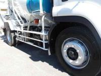 Isuzu Forward 2023