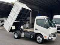 Hino Dutro 2026