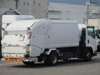 Isuzu Forward 2020