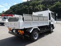 Isuzu Forward 2025