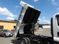 Isuzu Forward 2025