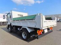 Isuzu Forward 2022