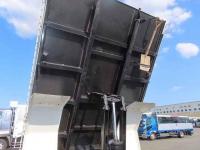 Isuzu Forward 2022