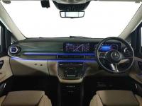 Mercedes-Benz V-Class 2025