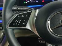 Mercedes-Benz V-Class 2025