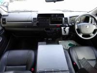 Toyota Hiace 2016