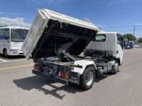 Isuzu ELF 2024